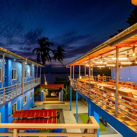 ואגאטור Bon Voyage Sea View Hostel מראה חיצוני תמונה