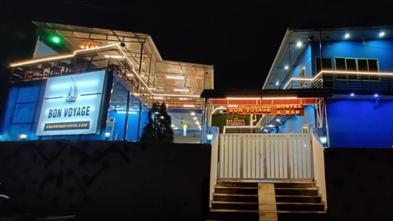 ואגאטור Bon Voyage Sea View Hostel מראה חיצוני תמונה
