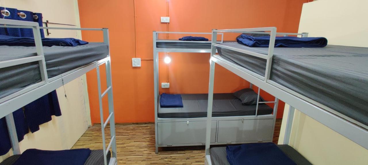 ואגאטור Bon Voyage Sea View Hostel מראה חיצוני תמונה