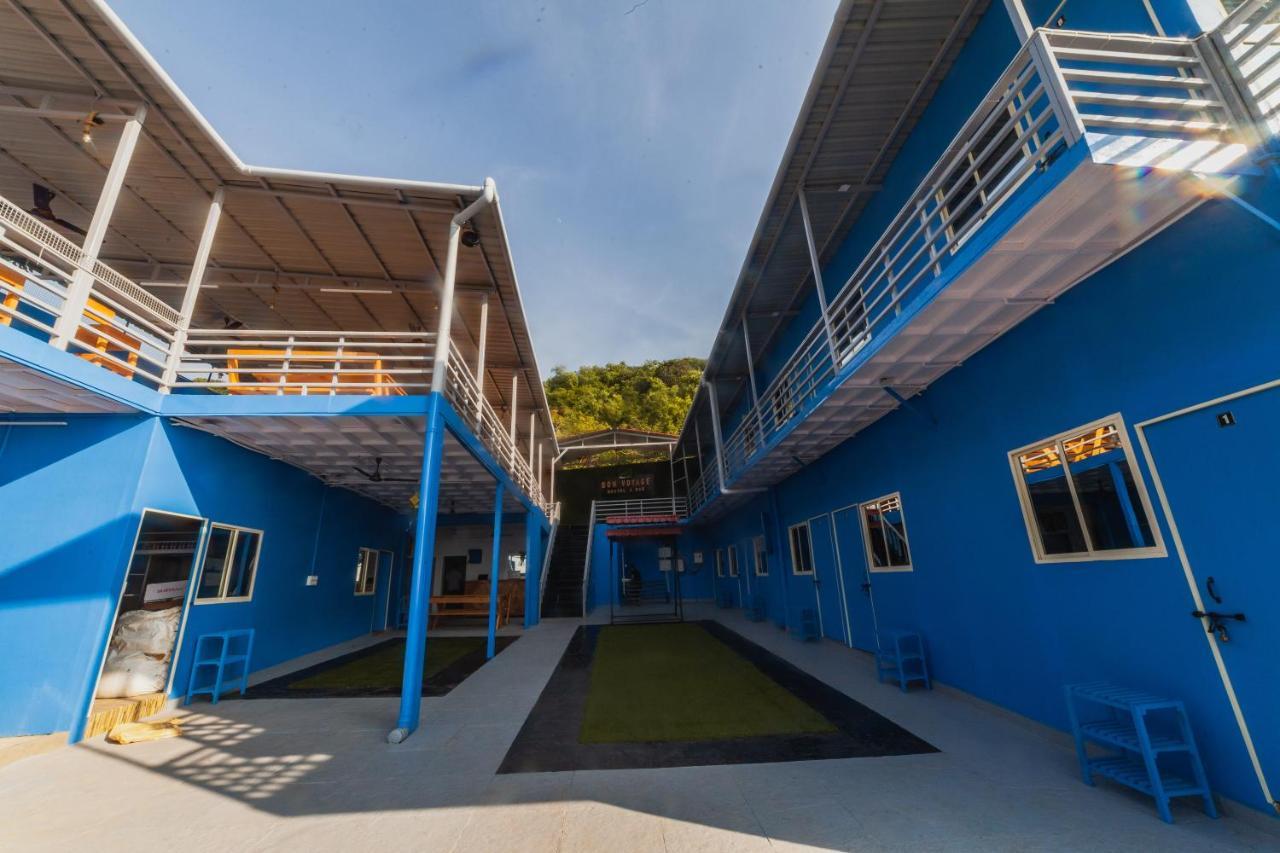 ואגאטור Bon Voyage Sea View Hostel מראה חיצוני תמונה