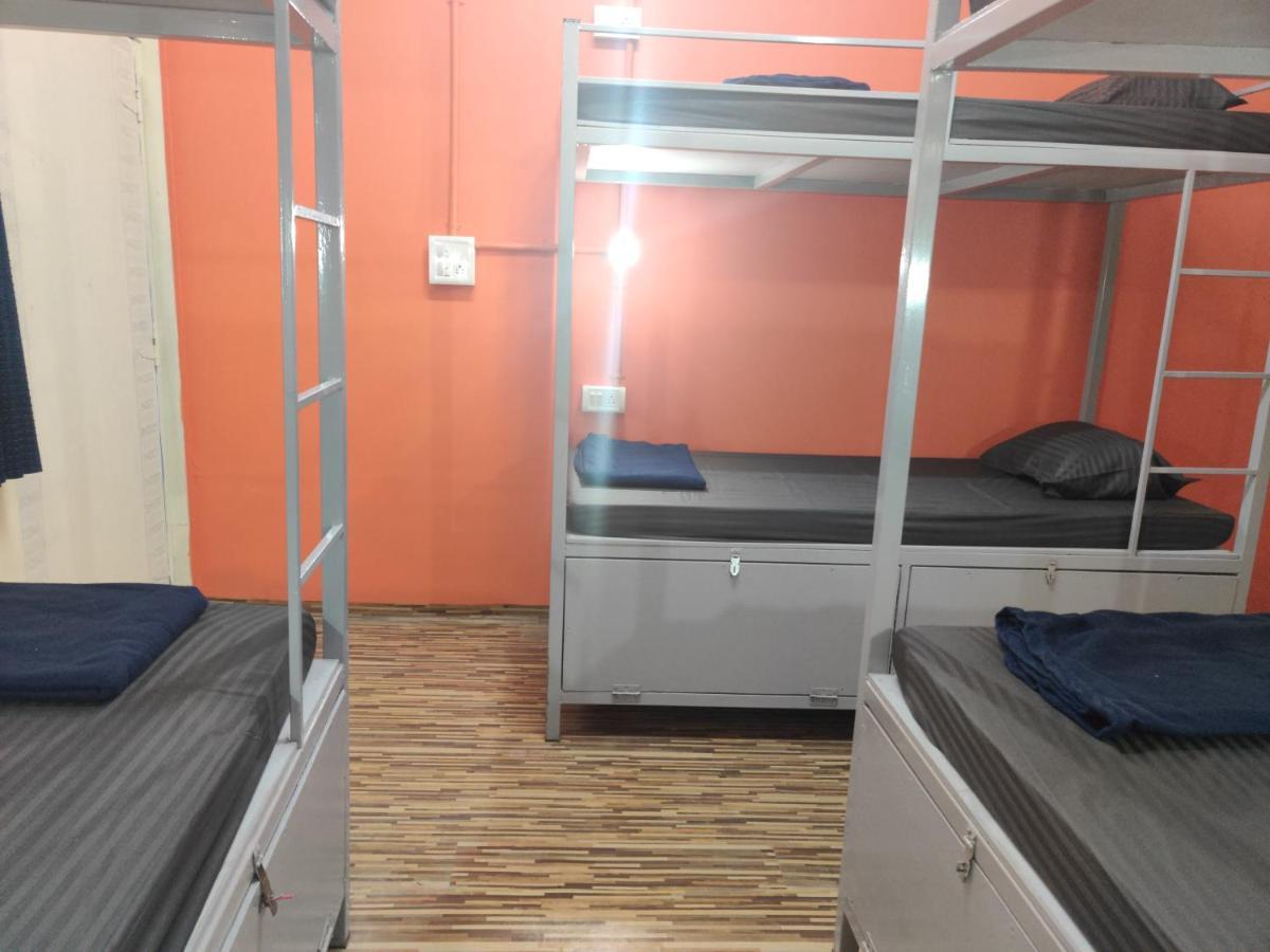 ואגאטור Bon Voyage Sea View Hostel מראה חיצוני תמונה