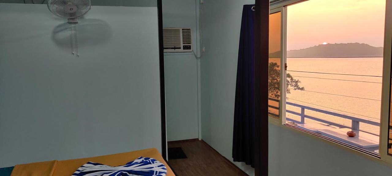 ואגאטור Bon Voyage Sea View Hostel מראה חיצוני תמונה